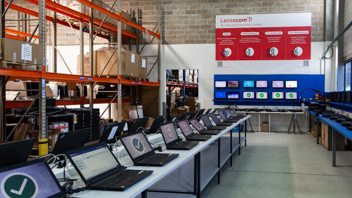 Le centre technique de reconditionnement de Leasecom, de 1500m2, établi à Fresnes - © Aunographie