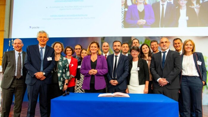 Pacte PME et sept grands donneurs d’ordre s’associent pour décarboner 3 400 PME françaises