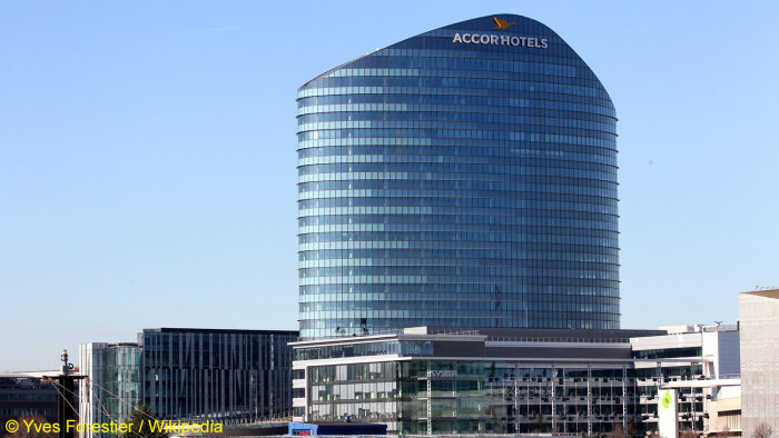 Accor, leader européen de l’hôtellerie, a rejoint le consortium de Pernod-Ricard et JCDecaux. - © Yves Forestier / Wikipedia