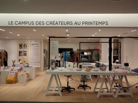 Printemps Haussmann fait une place aux jeunes talents de Campus Mode. - © Républik Retail