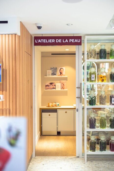 Un espace soin de la peau. - © Clarins / Olivier Loser