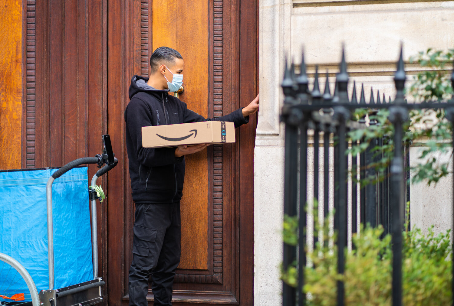 Amazon Logistic a accéléré sur les livraisons douces, et un vélo spécifique est en cours d’élaboration avec fabricant pour coller aux attentes de l’e-commerçant. - © Amazon Logistic