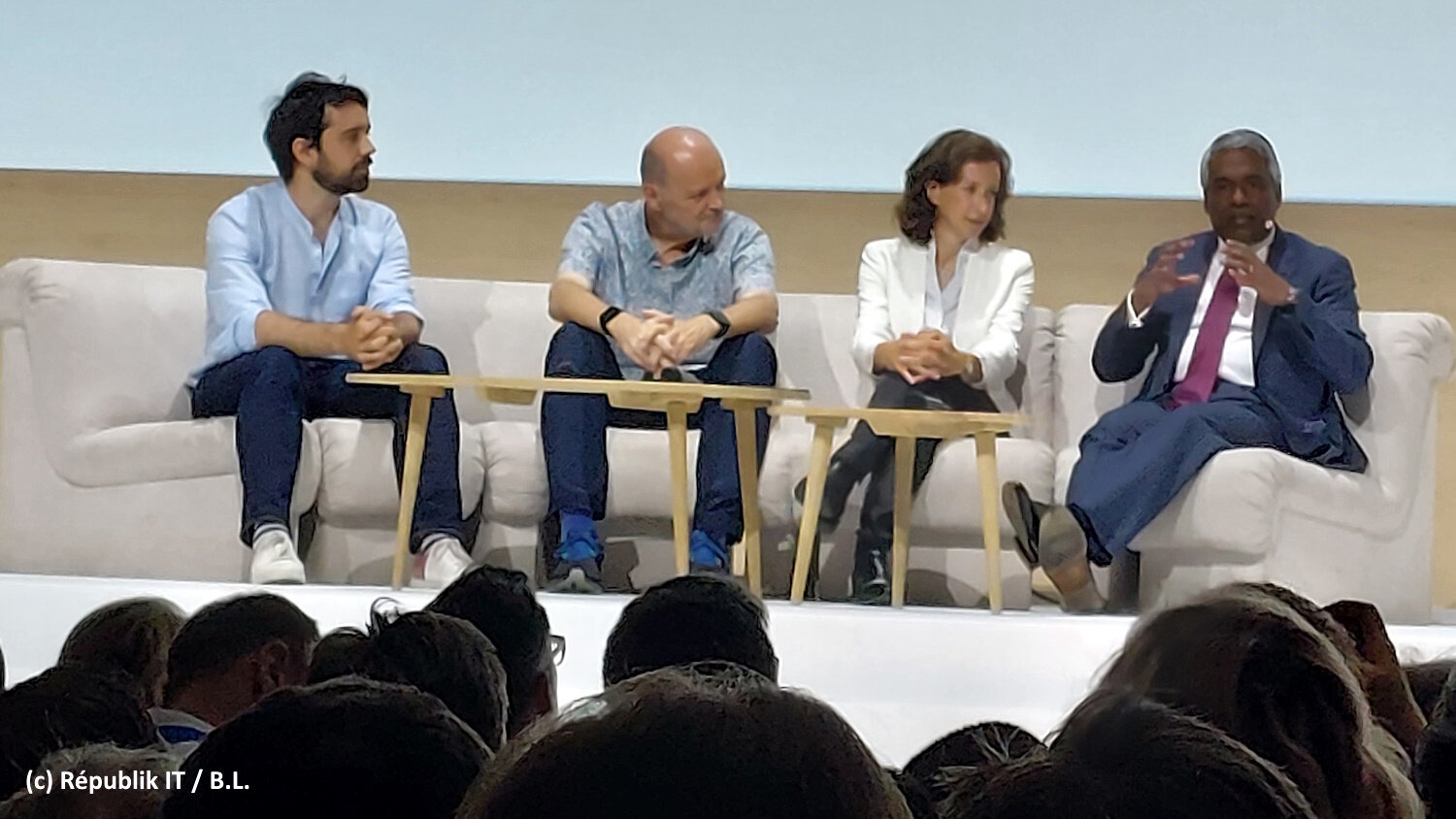 De gauche à droite : Mathieu Rouif (DG, Photoroom), Luc Julia (Directeur scientifique, Renault), Elodie Perthuisot (CDO, Carrefour) et Thomas Kurian. - © Républik IT / B.L.