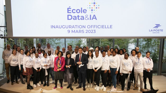 Les 51 élèves de la première promotion de l’École de la data et de l’IA du groupe La Poste. - © La Poste / TDB