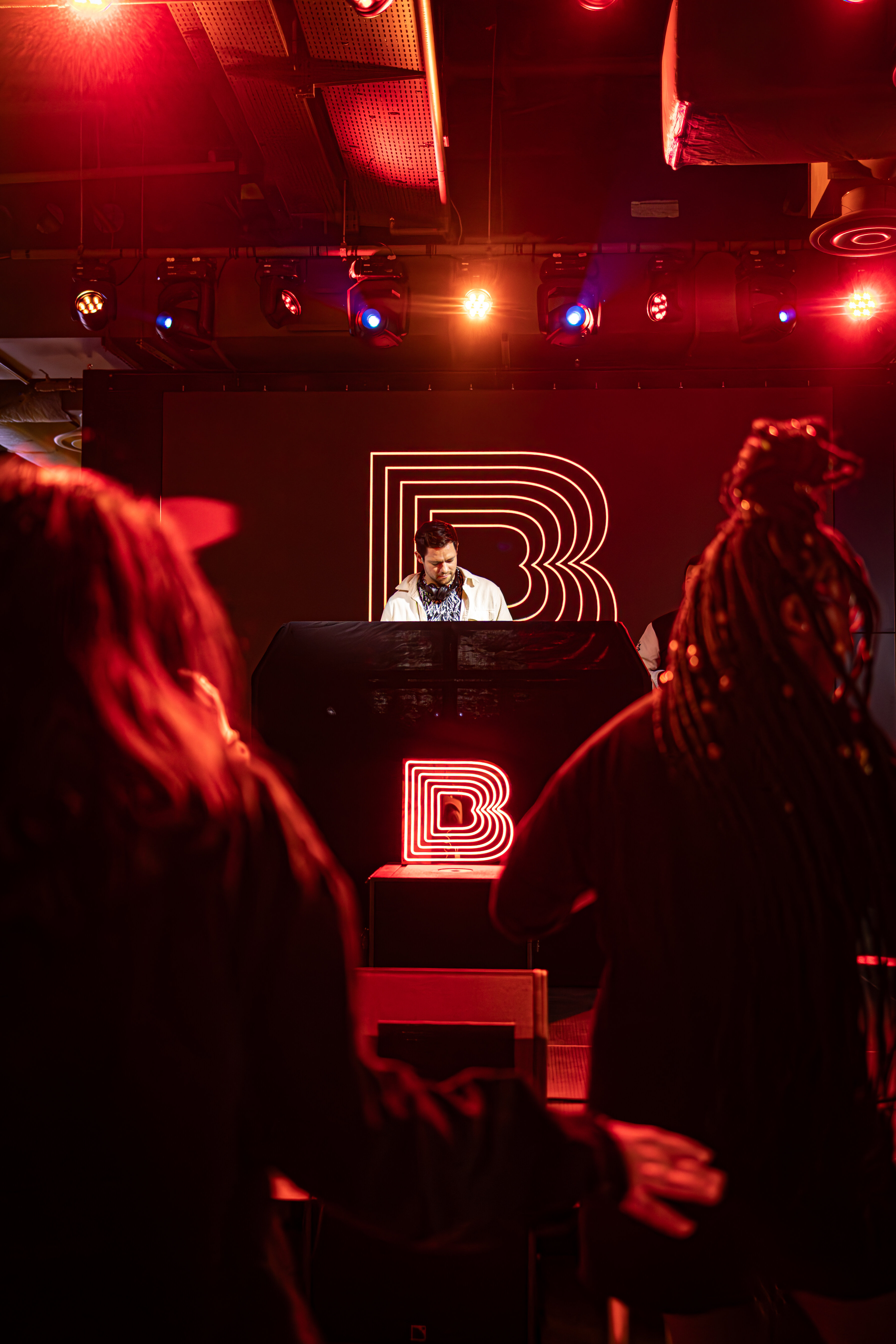 Le Boom Boom Villette propose une programmation événementielle gratuite : DJ sets, live…  - © Boom Boom Villette