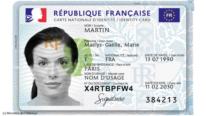 Sur un site en ligne, on ne peut pas présenter sa carte d’identité physique à un commerçant. - © Ministère de l’Intérieur