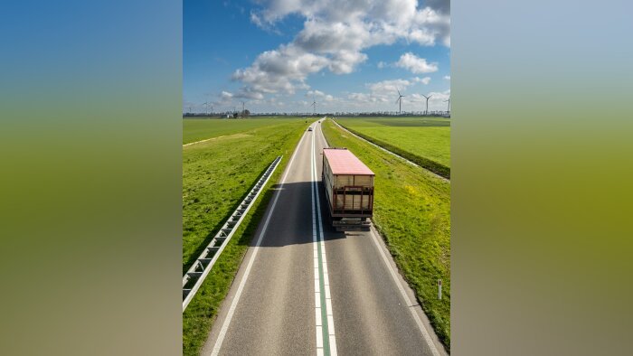 Les taux du fret routier européen continuent de décliner, la pénurie de chauffeurs au plus haut