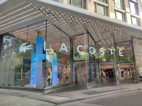 Une façade très transparente. - © Républik Retail