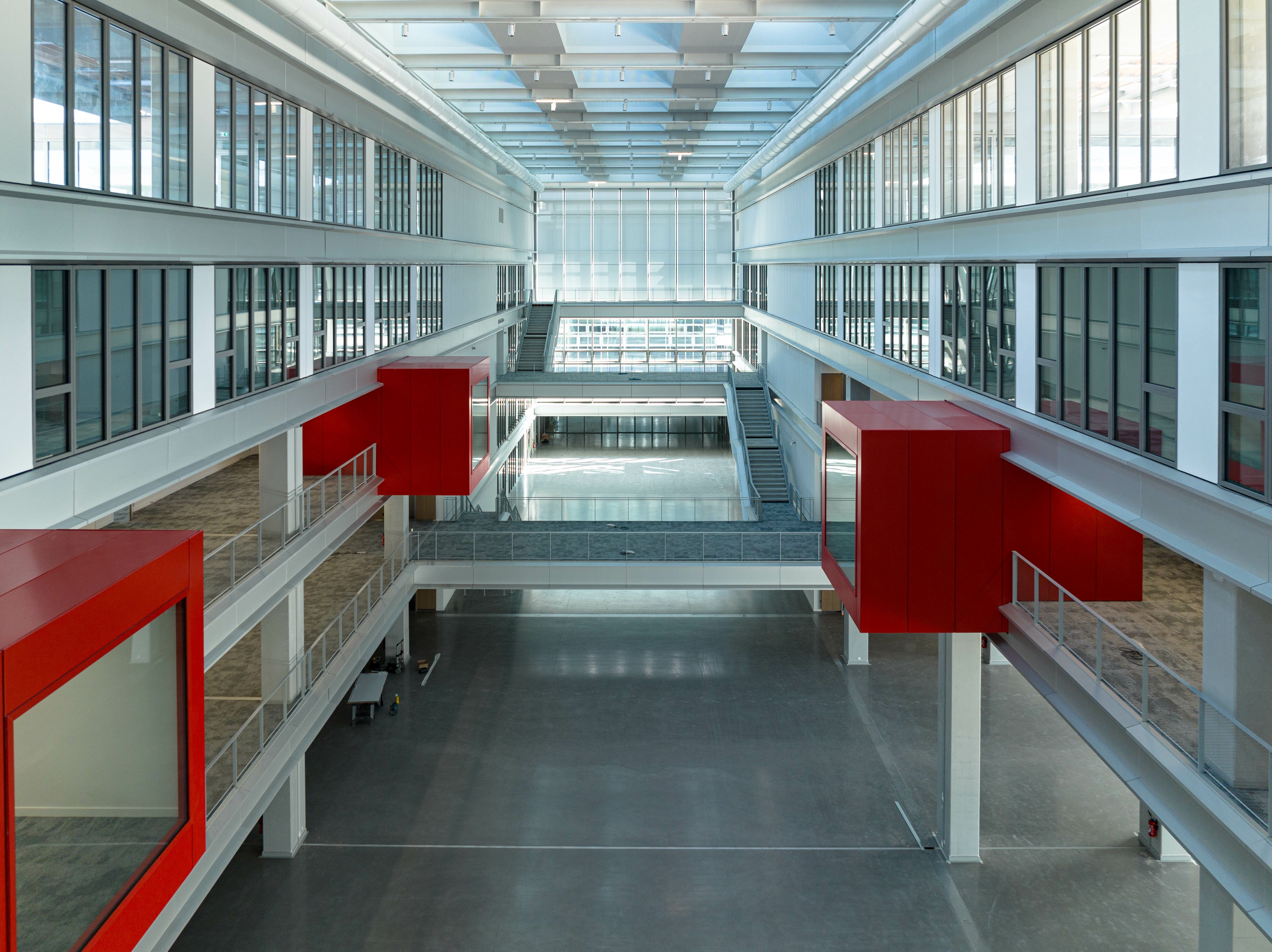 Rue intérieure du campus emlyon business school intérieur - © Jean-Philippe Mesguen pour PCA-Stream