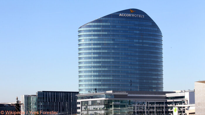 Le siège du groupe Accor, à Issy-Les-Moulineaux près de Paris. - © Yves Forestier / Wikipedia