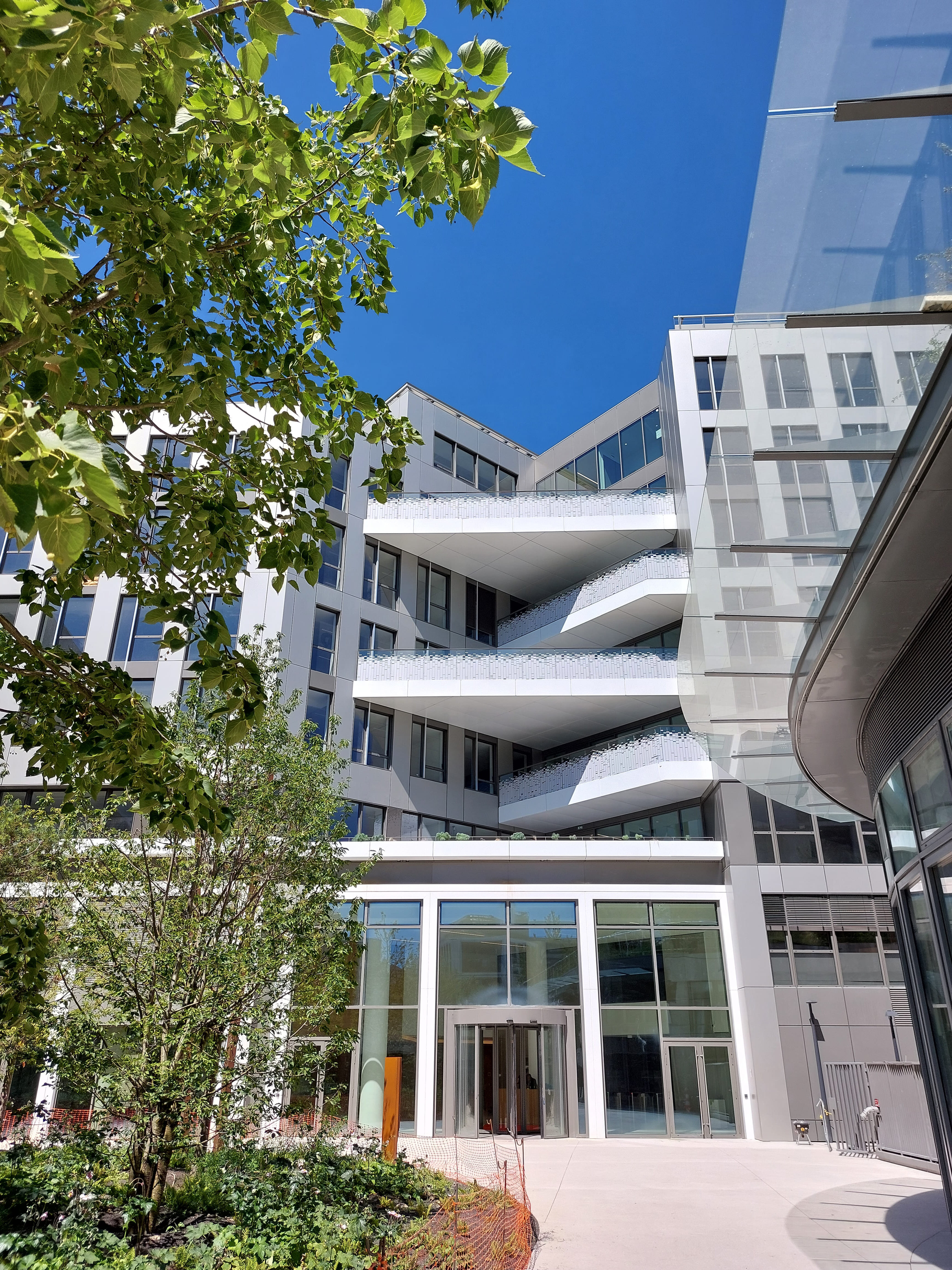 Façade du siège de CNP Assurances à Issy-les-Moulineaux - © CNP Assurances