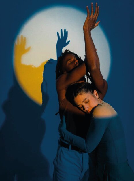 Dès le 18 octobre, La Fondation groupe EDF lance une nouvelle saison culturelle qui fait dialoguer danse et lumière et met en avant de manière inédite sa collection - © Mazelfreten © Rwy