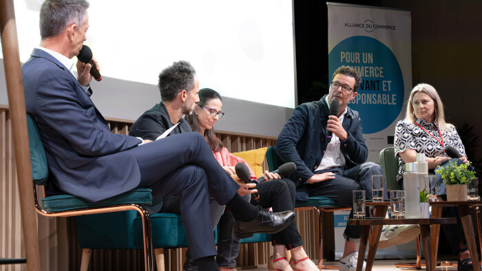 Refondre leur modèle pour une mode responsable : les choix d’Etam, Kiabi et Eram. - © D.R.