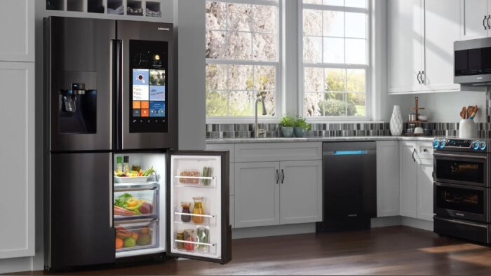Samsung a présenté lors du dernier CES une nouvelle génération de frigo connecté. - © Samsung