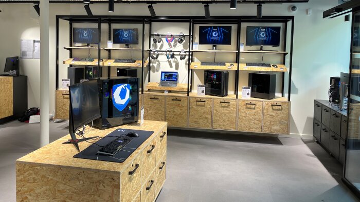 Le store met en avant le « ConfigoMatic », son assistant de création de PC sur mesure. - © D.R.
