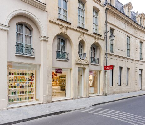 Façade ancienne. - © Clarins / Olivier Loser