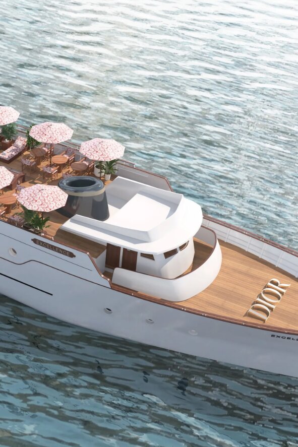 Dior sur les flots - © Dior