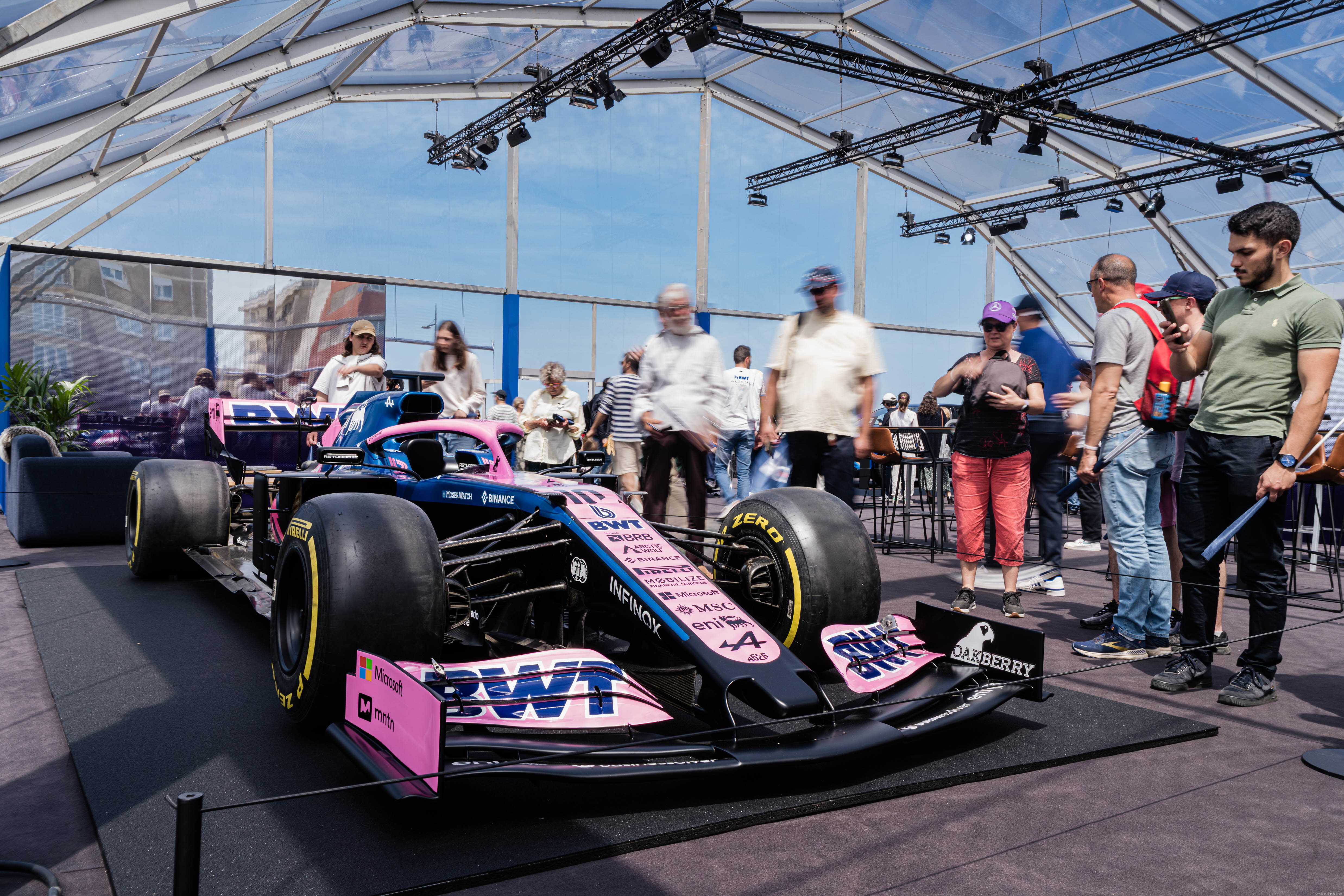 Exemplaire d’exposition de la BWT Alpine F1 Team - © Vanfleteren Prod