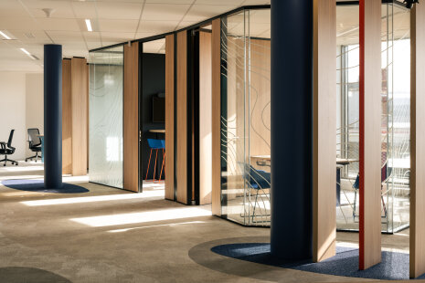 Aménagements des bureaux du siège de Samsung France - © Thibaud Poirier pour Parella