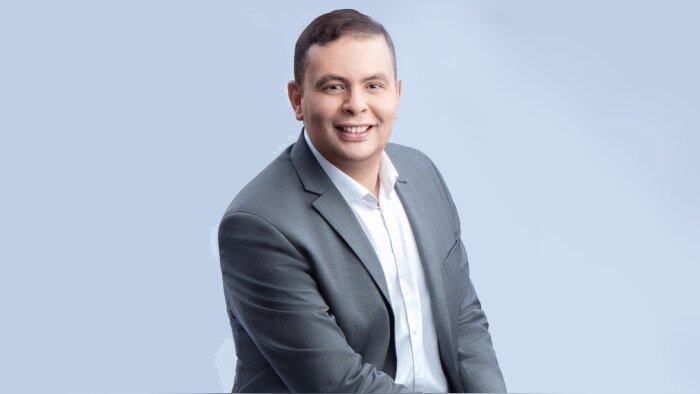 Aziz Senni, président fondateur du Forum économique des banlieues - © D.R.