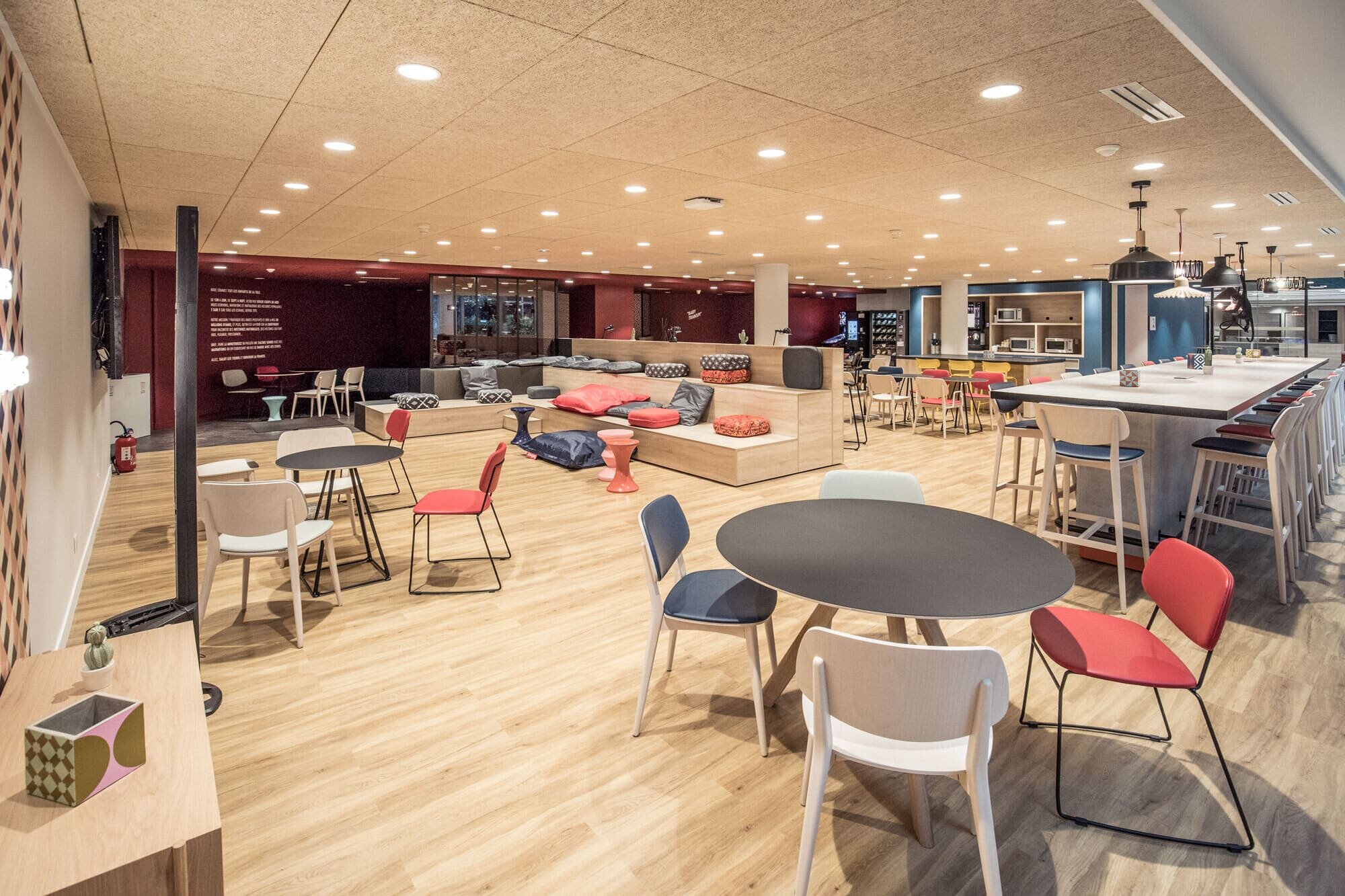 La cafétéria du siège de TF1 - © D.R.