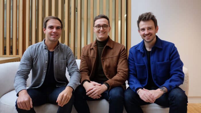 De gauche à droite : Lionel Bodénès, Caue Brioli et Alexandre Marcadier, cofondateurs de Flexliving. - © D.R.