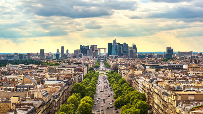 Selon les estimations de l’ORIE, l’IDF a perdu plus de 600 000 m² de surface utile de bureau en 2023 - © Getty Images/iStockphoto