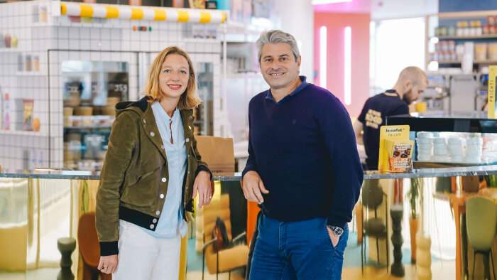 Olivia Coville, directrice de Frichti At Work (g.) et Sébastien Dupic, VP Operations de Wojo (d.) - © duchili