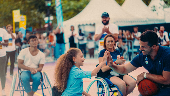 Journée paralympique initiation au basket fauteuil avec Sofyane Mehiaoui - © Boby