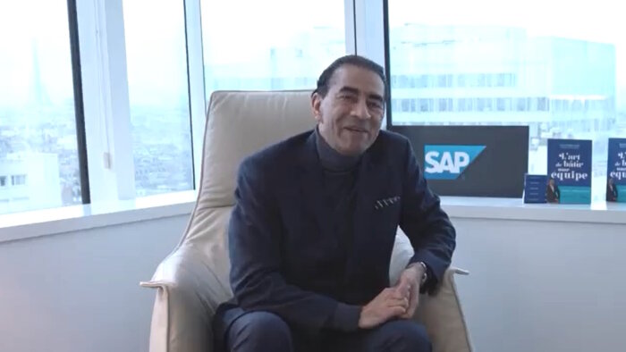 Gérald Karsenti a annoncé son départ dans une interview vidéo sur Linkedin. - © D.R.