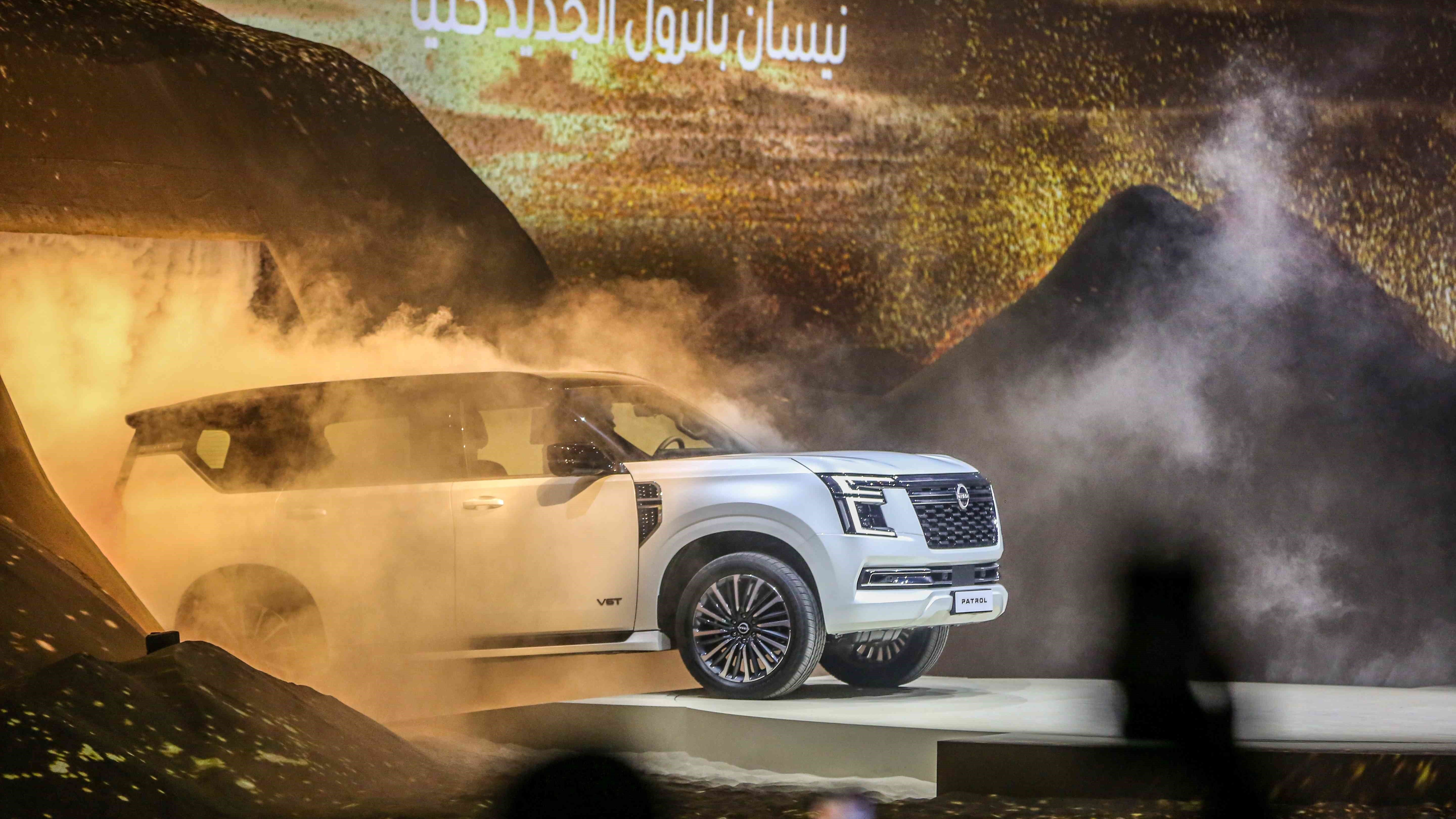 Reveal : le Nissan Patrol surgit de la dune - © D.R.