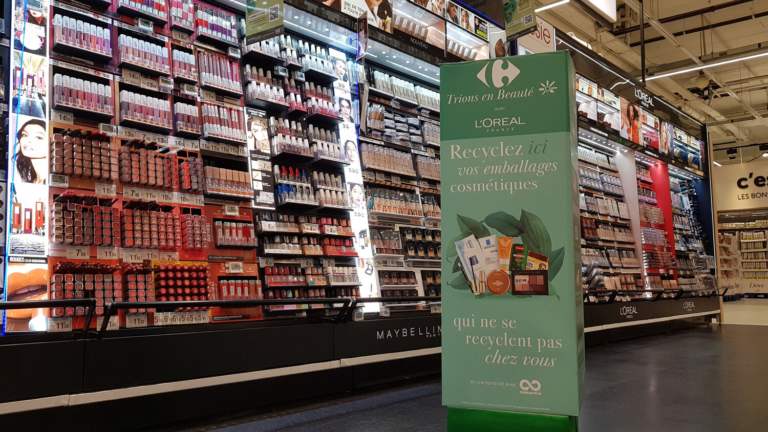 La borne sert pour les produits ne pouvant être recyclés au domicile des consommateurs. - © CC / Républik Retail