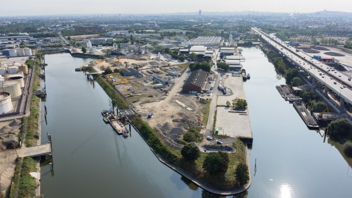 Le port de Gennevilliers, principal terminal portuaire d’Haropa Port en IDF - © D.R.