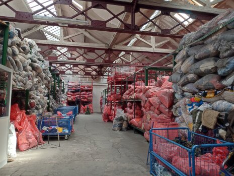 L'entrepôt stocke plus de 16 millions de pièces de textile/ - © Républik Retail