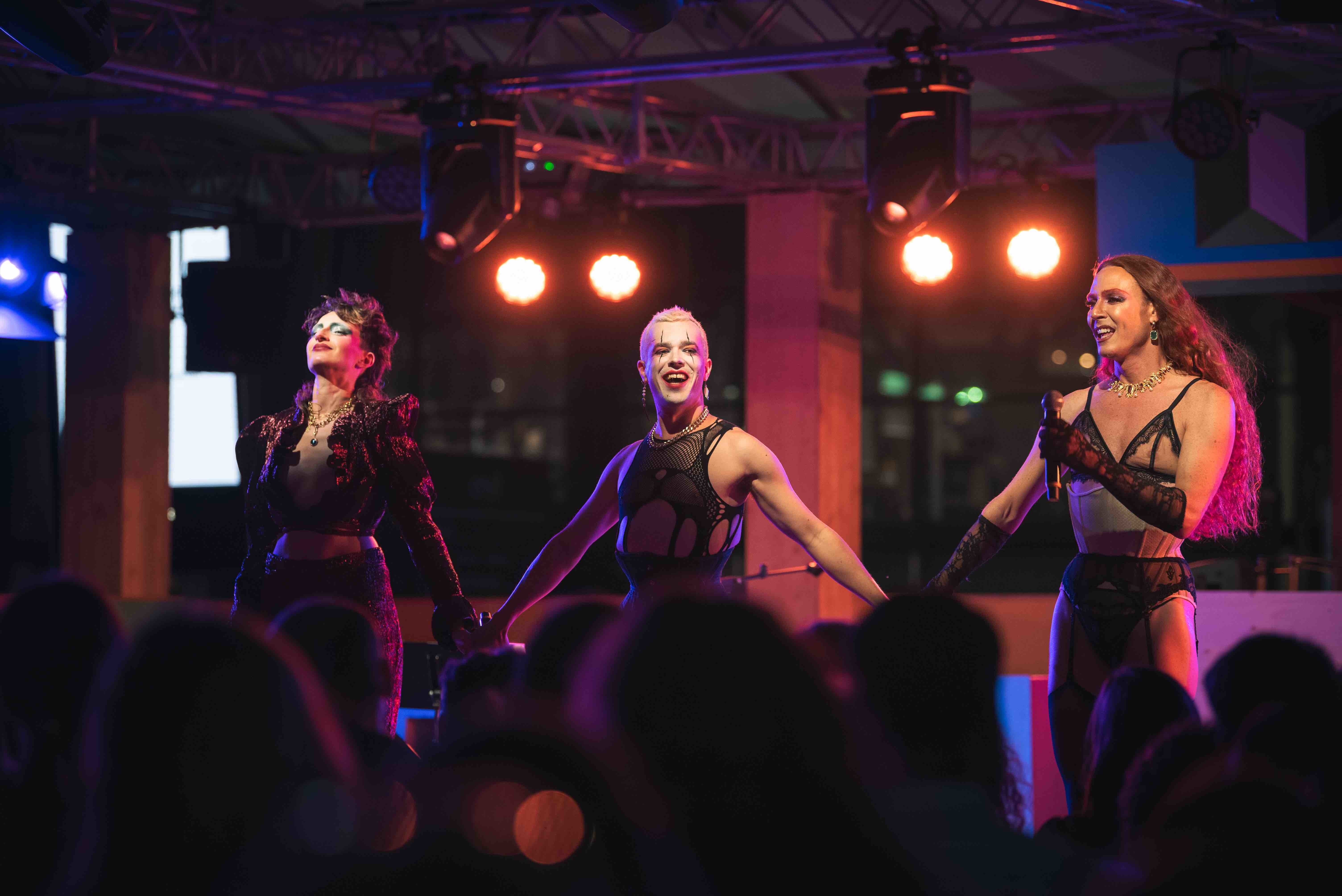 Le cabaret clubbing de Madame Arthur s’est produit sur l’esplanade de La Défense  - © Paris La Défense
