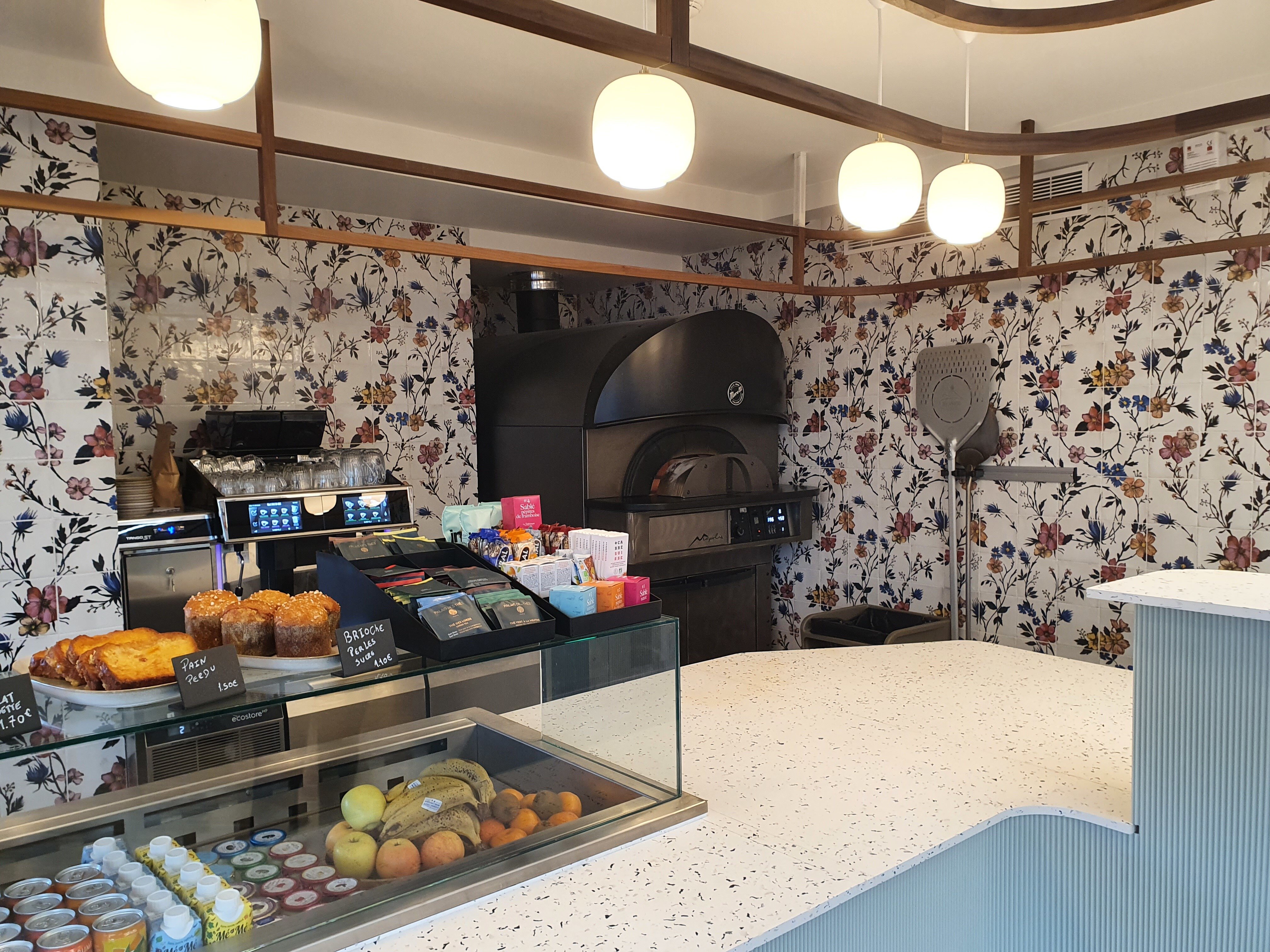 L’espace de restauration au 7e étage est équipé d’un four à pizza. - © Alexandre Foatelli/Républik Workplace