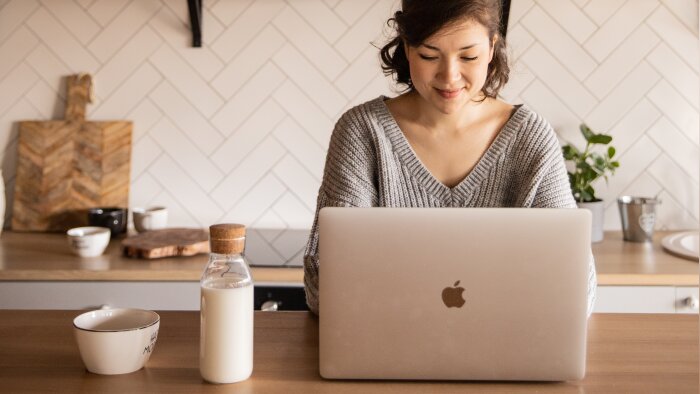 L’e-commerce représente désormais 6,5 % des ventes alimentaires à l’échelle mondiale. - © EKATERINA BOLOVTSOVA