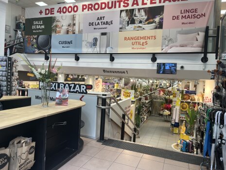 Maxi Bazar - © D.R.