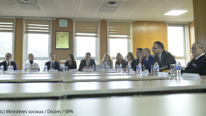 Réunion de lancement du programme CaRE au centre hospitalier de Versailles. - © Ministères sociaux / Dicom / SIPA