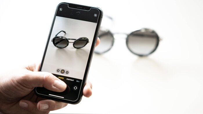 Dans sa prestation, Seecly authentifie les lunettes avant de les reconditionner. - © D.R.