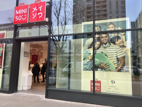 Miniso Italik - © Miniso