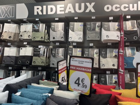 Maxi Bazar - © D.R.