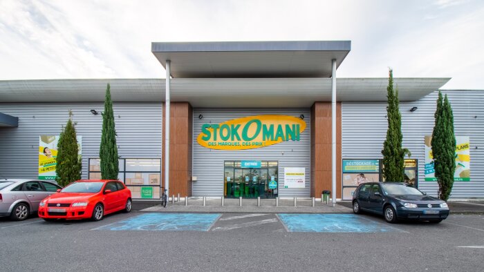 Stokomani dispose d’un réseau de 127 magasins. - © Stokomani