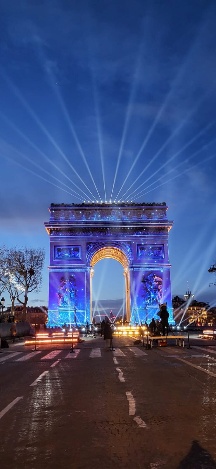 Mapping vidéo sur l’Arc de Triomphe pour célébrer l’olympisme, les Jeux et Paris - © Havas Events