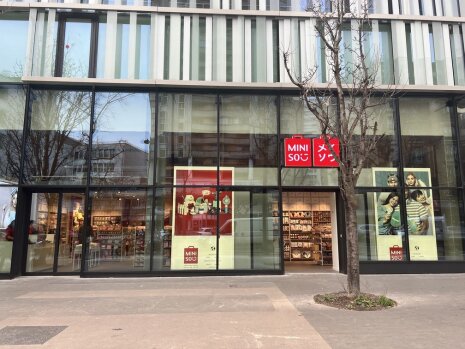 Miniso Italik - © Miniso