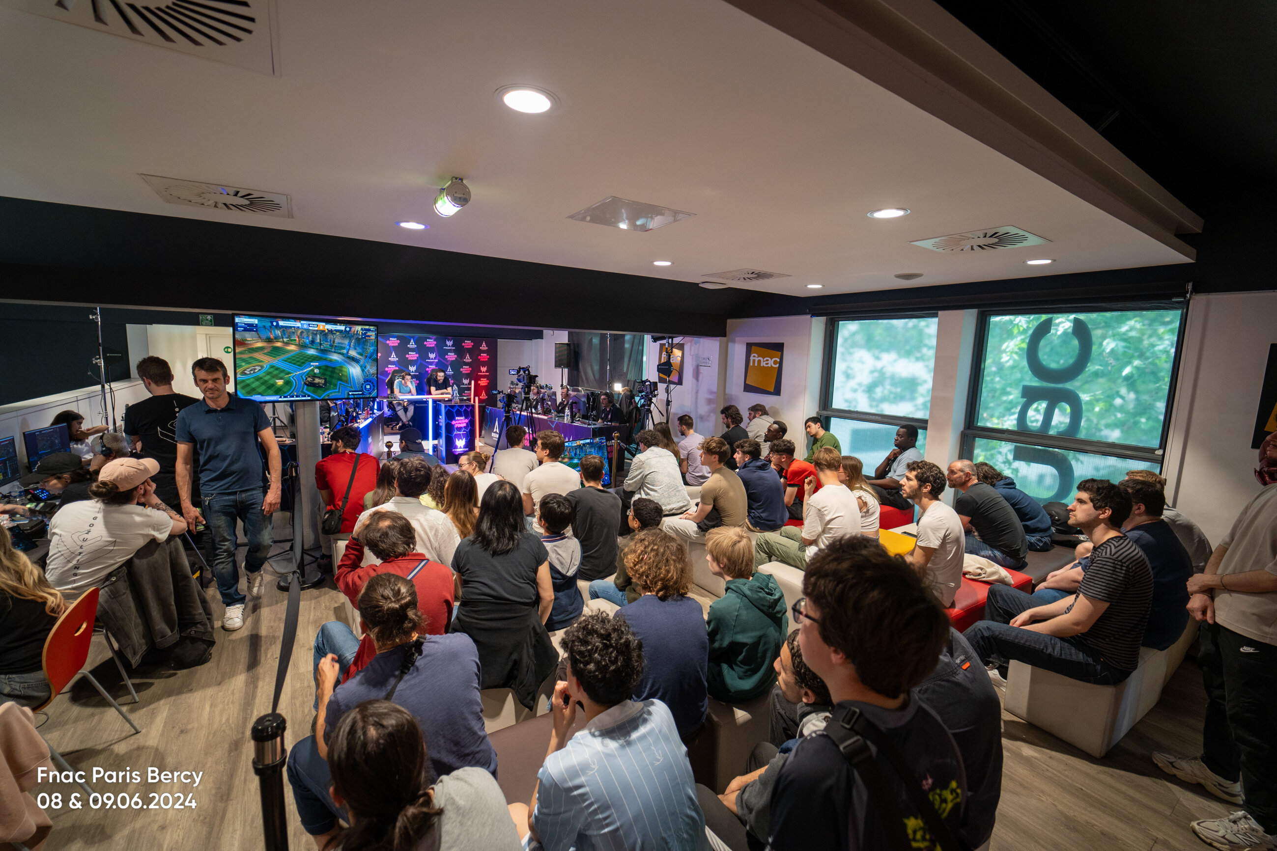 Le Fnac Gaming Tour anime la communauté des gamers dans toute la France. - © Fnac