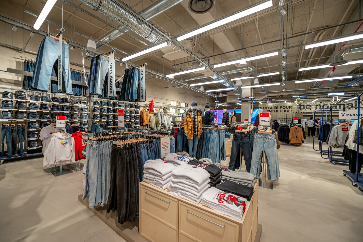 Toute la surface est maximisée pour exposer toute l’offre de Celio. - © Celio