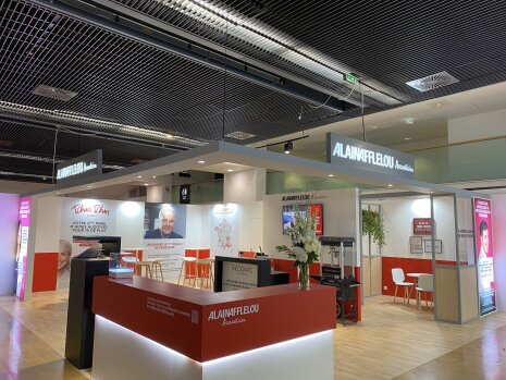 Un stand de 71m² au Congrès de la SFORL 2024 - © Afflelou