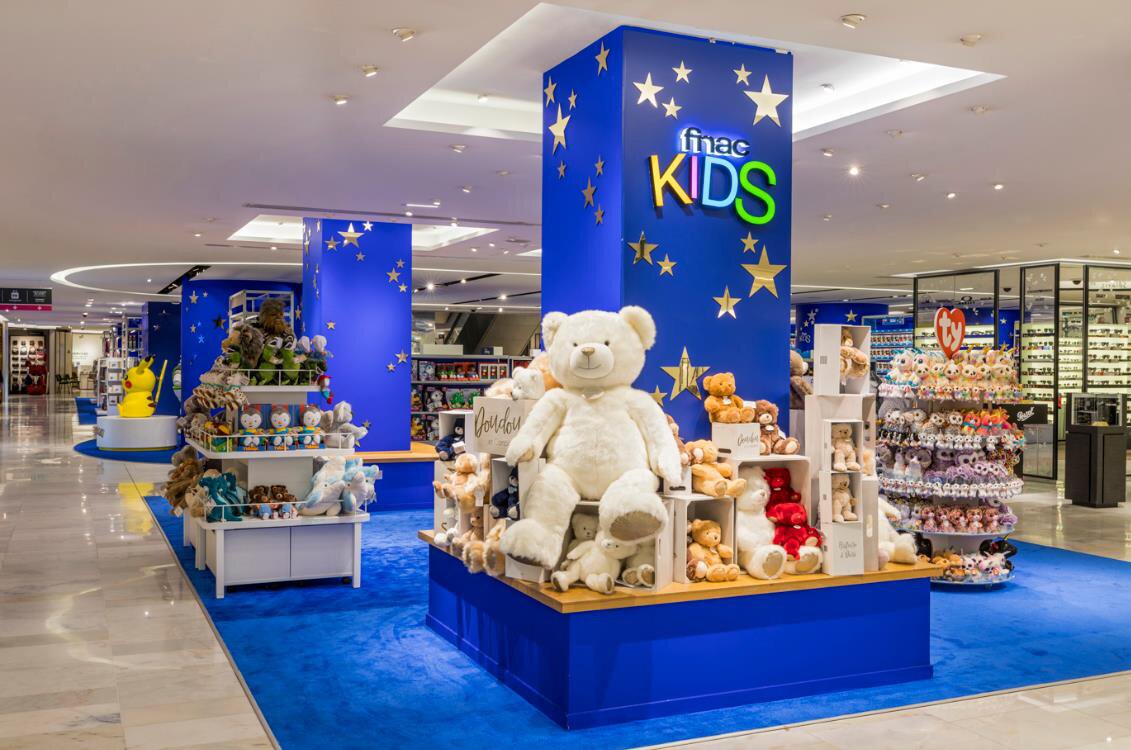Fnac kids propose 2500 références de jeux, jouets et keux vidéo. - © Romain Ricard