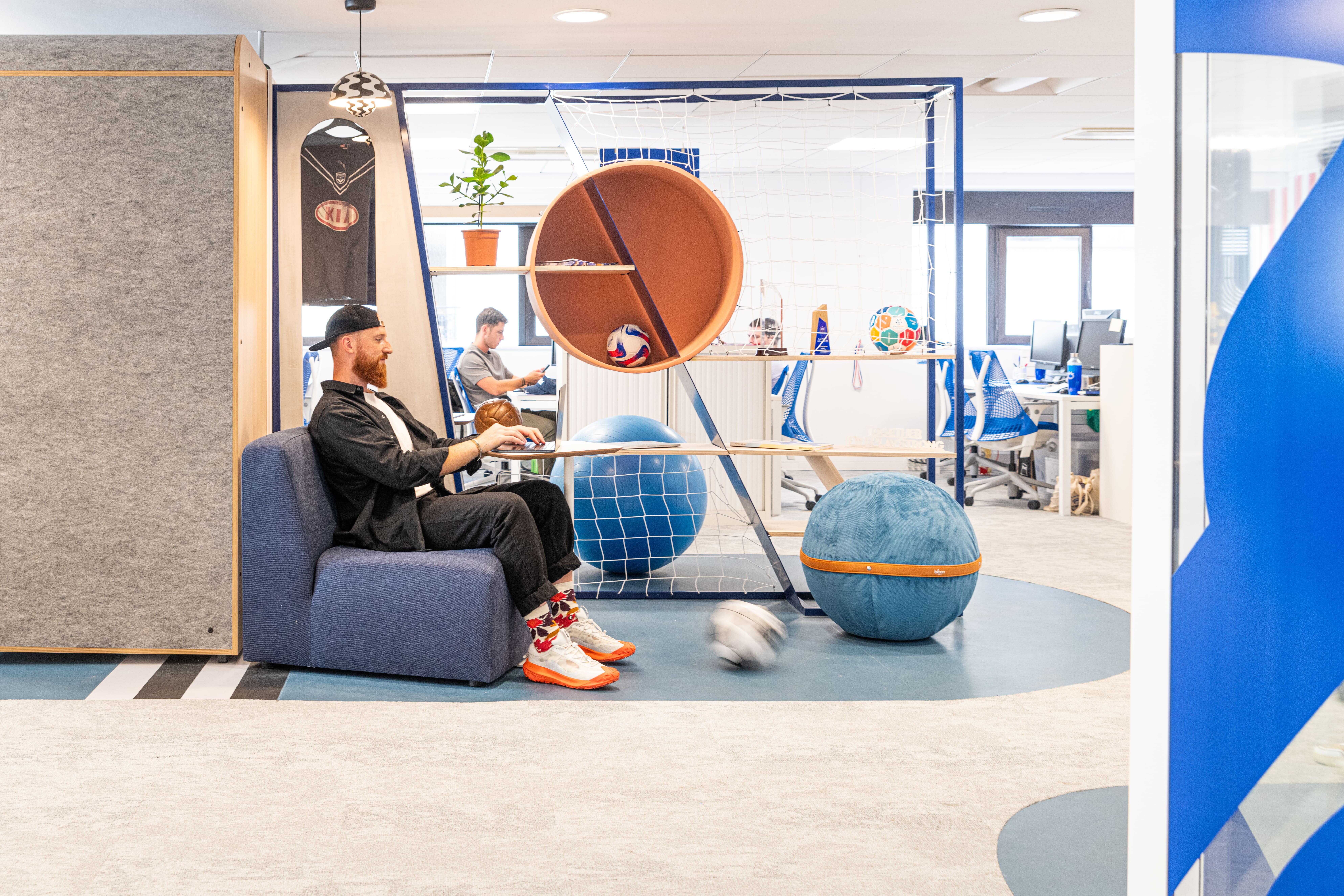 Les bureaux de la Fédération Française de Football par Yemanja. - © Jonathan Moyal